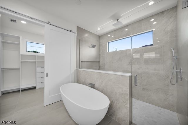 106 NE 11th TER, Cape Coral, FL 33909