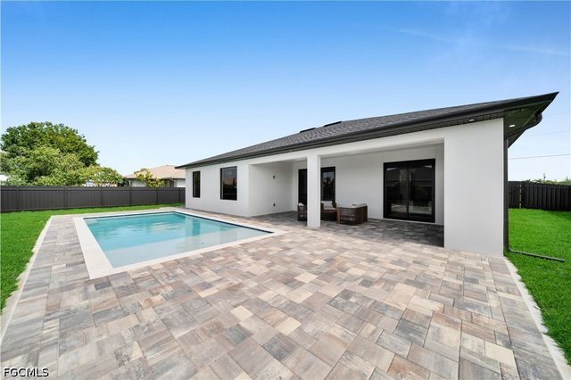 106 NE 11th TER, Cape Coral, FL 33909