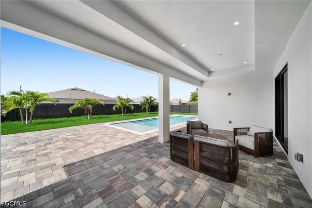 106 NE 11th TER, Cape Coral, FL 33909