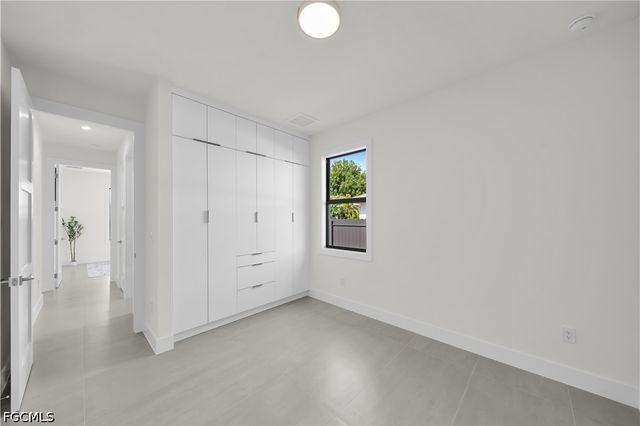 106 NE 11th TER, Cape Coral, FL 33909