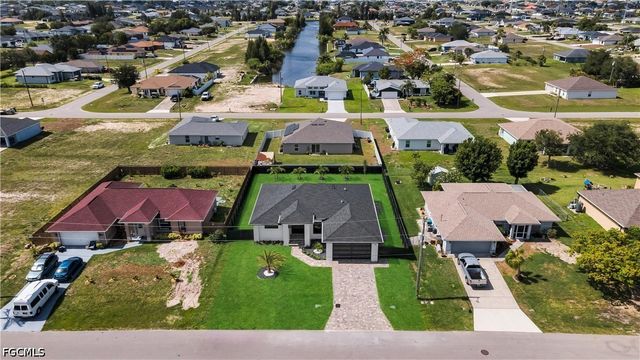 106 NE 11th TER, Cape Coral, FL 33909