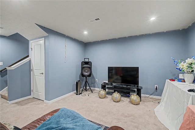 3120 White Ash Drive, Tipp City, OH 45371
