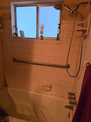 2007 SUNSET DRIVE E5, Bradenton, FL 34207
