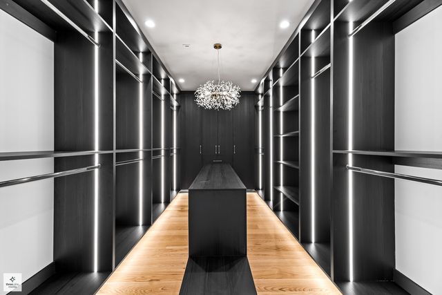 3005 Highland Road, Northbrook, IL 60062