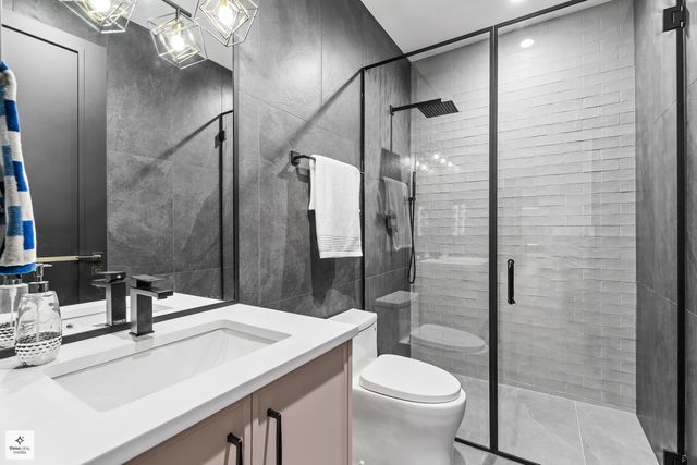 3005 Highland Road, Northbrook, IL 60062