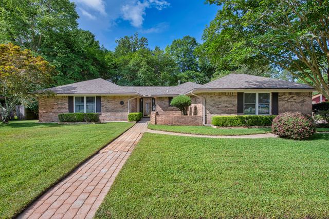 759 Overbrook Drive, Fort Walton Beach, FL 32547