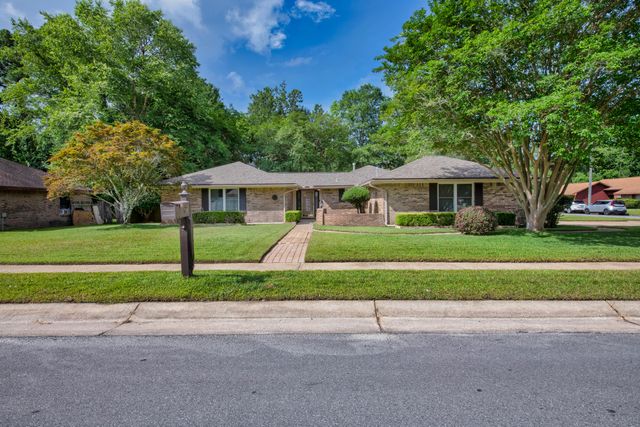 759 Overbrook Drive, Fort Walton Beach, FL 32547