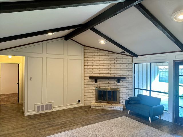 4200 Los Robles Drive, Plano, TX 75074