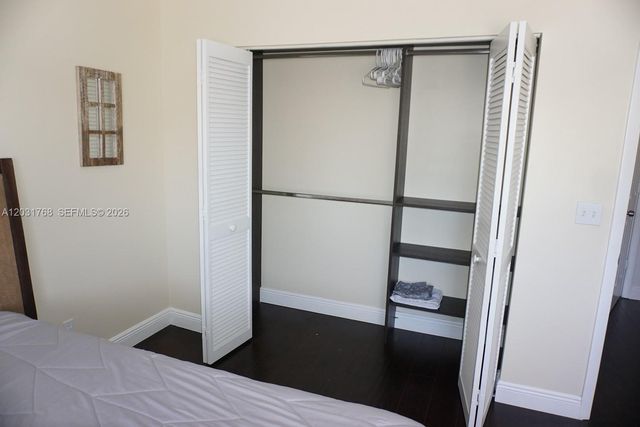 1057 SE 6th Ave, Dania Beach, FL 33004