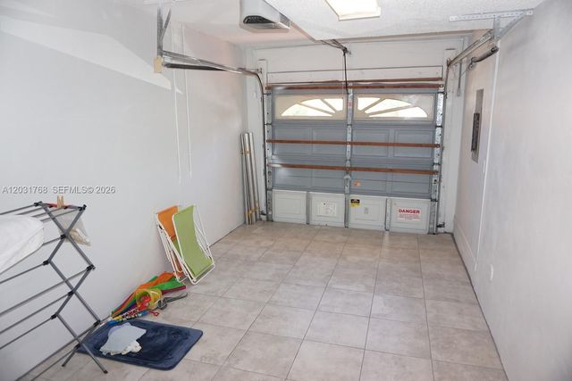 1057 SE 6th Ave, Dania Beach, FL 33004