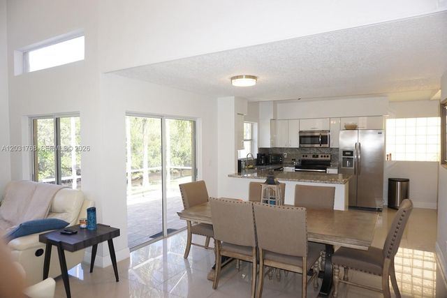 1057 SE 6th Ave, Dania Beach, FL 33004