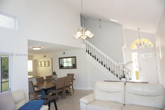 1057 SE 6th Ave, Dania Beach, FL 33004