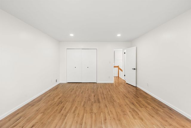 261 SUNSET KEY, Secaucus, NJ 07094