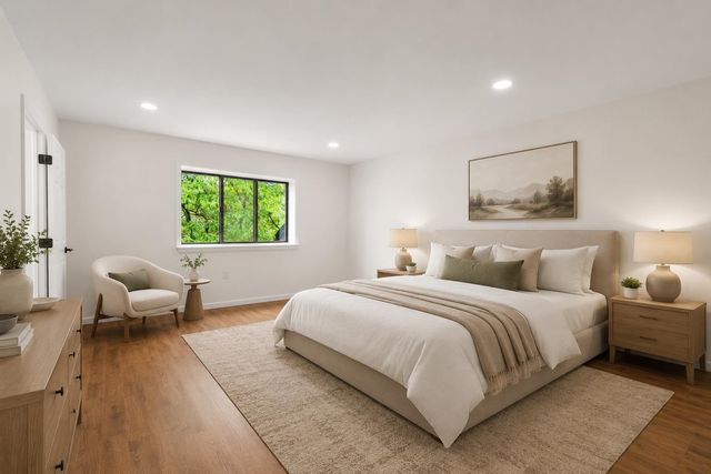 261 SUNSET KEY, Secaucus, NJ 07094