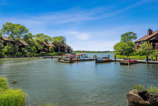 261 SUNSET KEY, Secaucus, NJ 07094