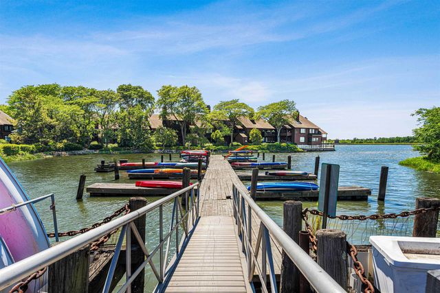 261 SUNSET KEY, Secaucus, NJ 07094