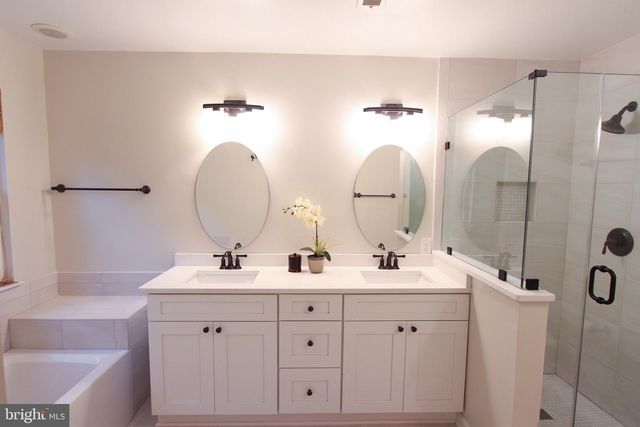 46812 BACKWATER DR, Sterling, VA 20164