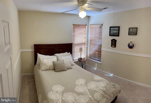 46812 BACKWATER DR, Sterling, VA 20164