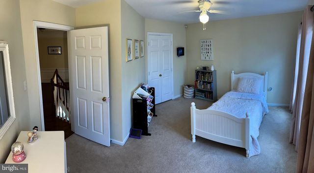 46812 BACKWATER DR, Sterling, VA 20164