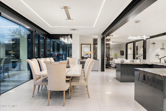 39402 N 67TH Place, Cave Creek, AZ 85331