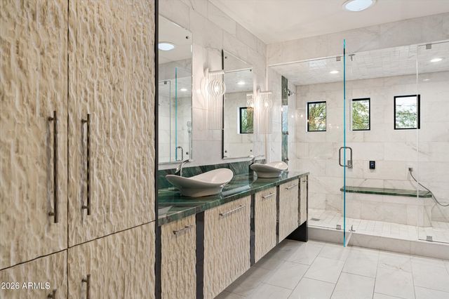 39402 N 67TH Place, Cave Creek, AZ 85331