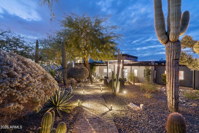 39402 N 67TH Place, Cave Creek, AZ 85331