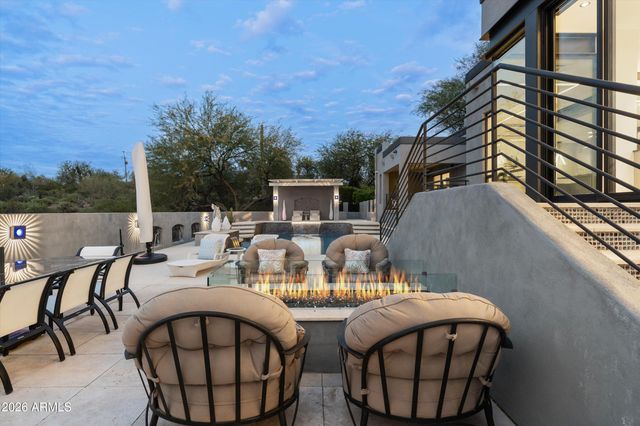 39402 N 67TH Place, Cave Creek, AZ 85331