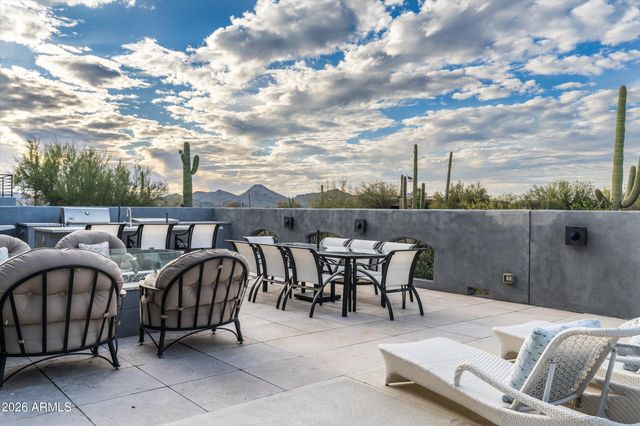 39402 N 67TH Place, Cave Creek, AZ 85331