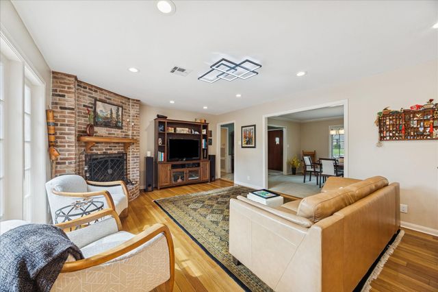 14415 Carolcrest Drive, Houston, TX 77079