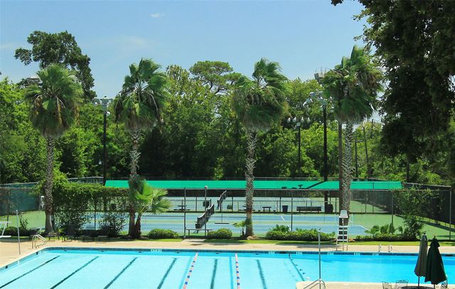 14415 Carolcrest Drive, Houston, TX 77079