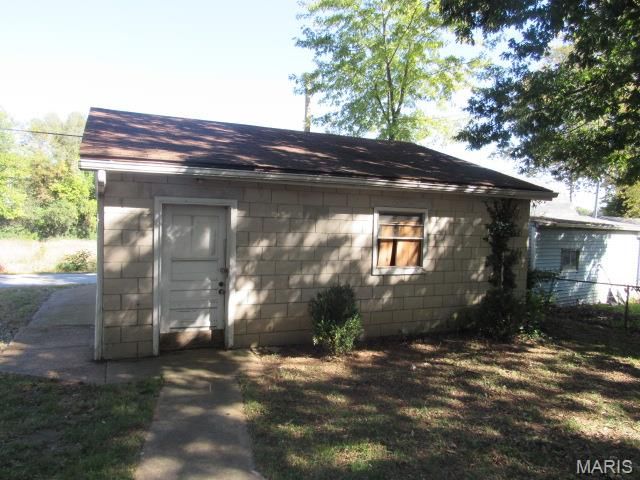 1827 W A Street, Belleville, IL 62226