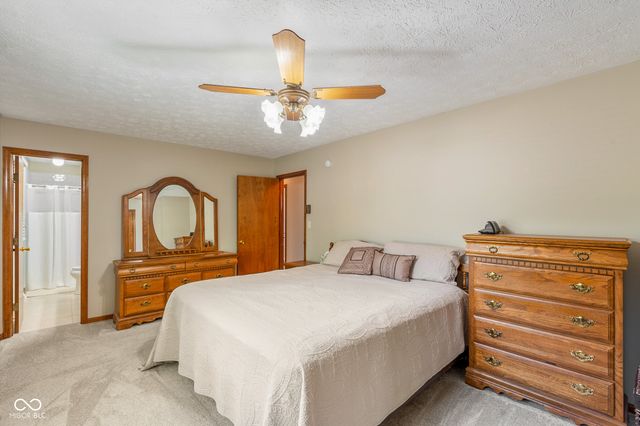 1733 Sycamore Drive, Plainfield, IN 46168