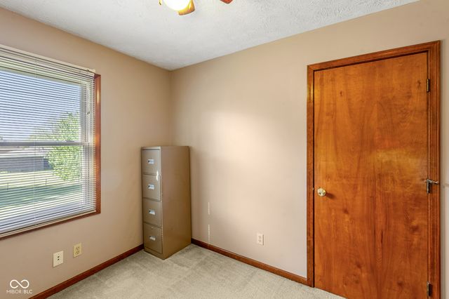 1733 Sycamore Drive, Plainfield, IN 46168