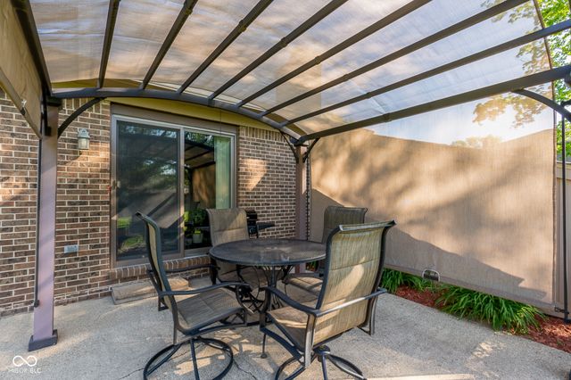 1733 Sycamore Drive, Plainfield, IN 46168