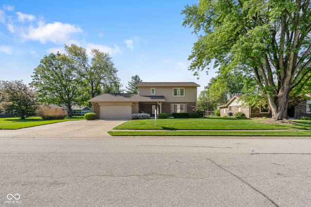 1733 Sycamore Drive, Plainfield, IN 46168
