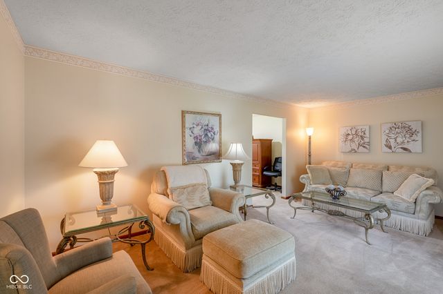 1733 Sycamore Drive, Plainfield, IN 46168