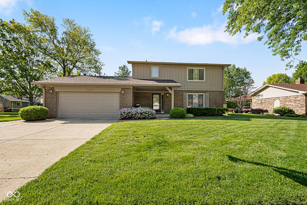 1733 Sycamore Drive, Plainfield, IN 46168