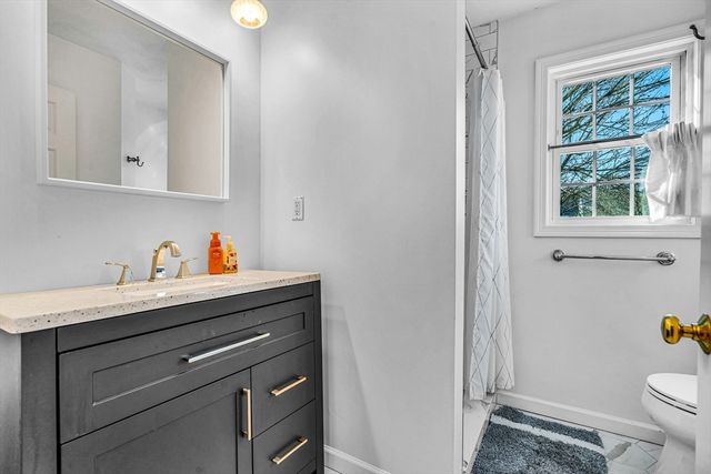 555 Main St 8, Woburn, MA 01801
