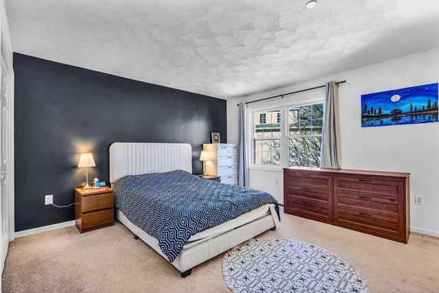 555 Main St 8, Woburn, MA 01801