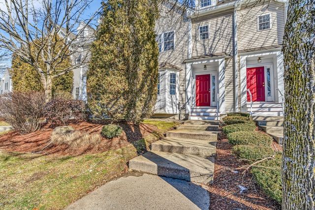 555 Main St 8, Woburn, MA 01801