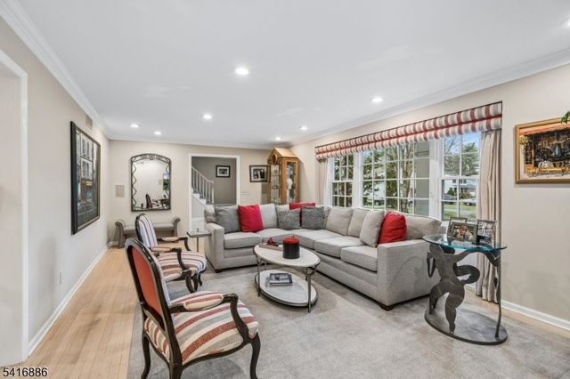 12 Troy Dr, Livingston Twp., NJ 07039