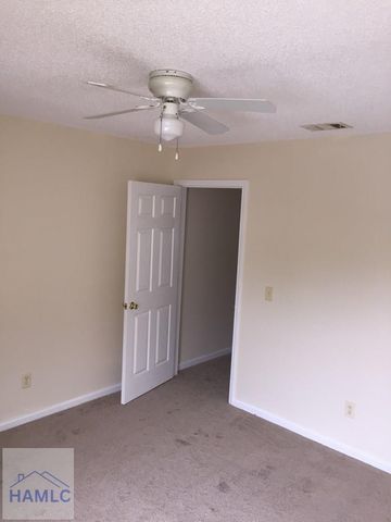 204 Magnolia Plantation Court, Hinesville, GA 31313