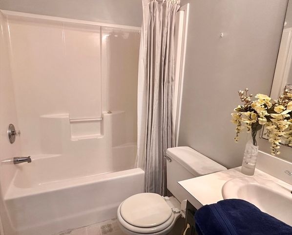 3402 Island Drive, Middleboro, MA 02346