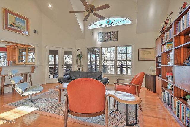 3016 Vicksburg Road, Johnson City, TN 37604