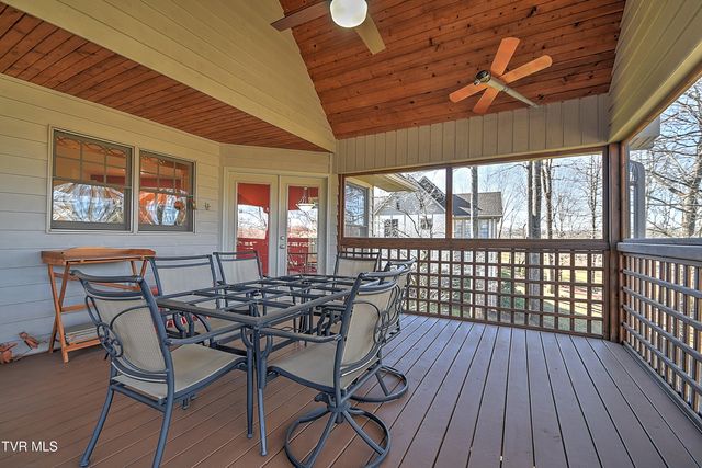 3016 Vicksburg Road, Johnson City, TN 37604