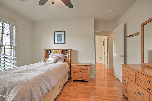 3016 Vicksburg Road, Johnson City, TN 37604