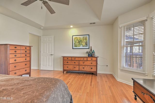 3016 Vicksburg Road, Johnson City, TN 37604