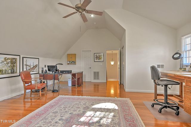 3016 Vicksburg Road, Johnson City, TN 37604