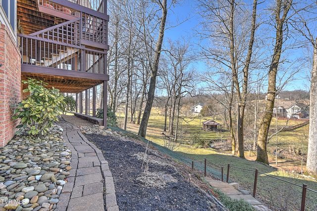 3016 Vicksburg Road, Johnson City, TN 37604