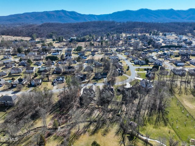 3016 Vicksburg Road, Johnson City, TN 37604